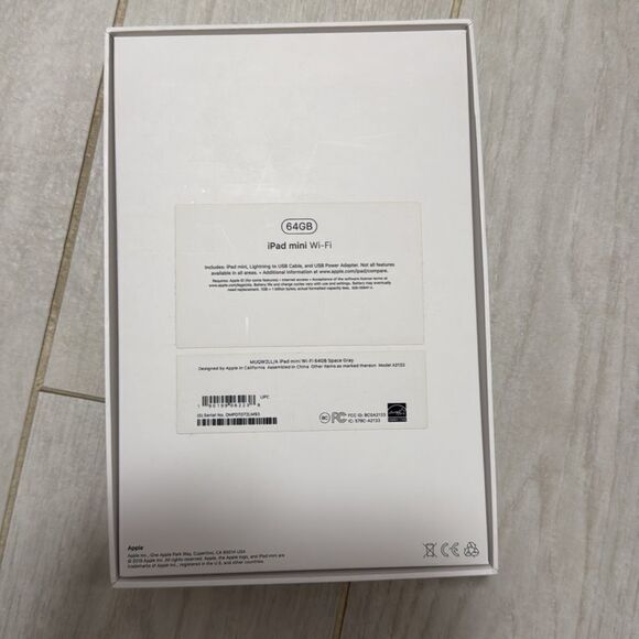 Apple iPad mini box - Picture 3 of 4
